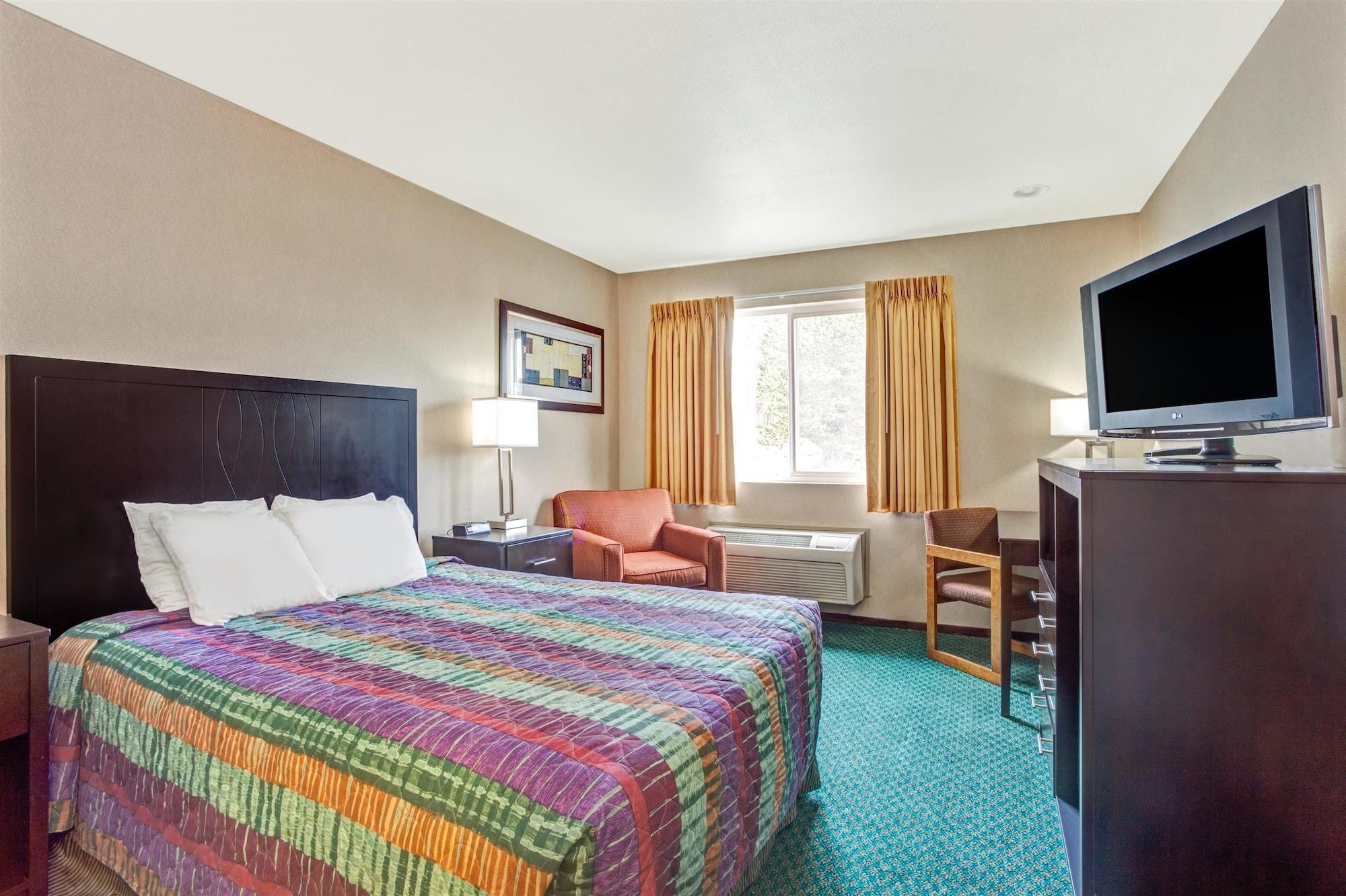 Days Inn By Wyndham Seattle Aurora Шорлайн Экстерьер фото